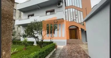 Dom 7 pokojów w Bashkia Durres, Albania